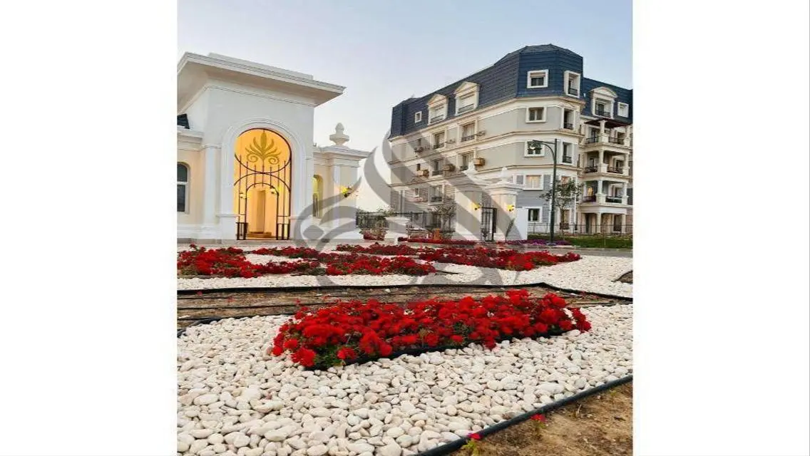 town house mountain view icity bahry