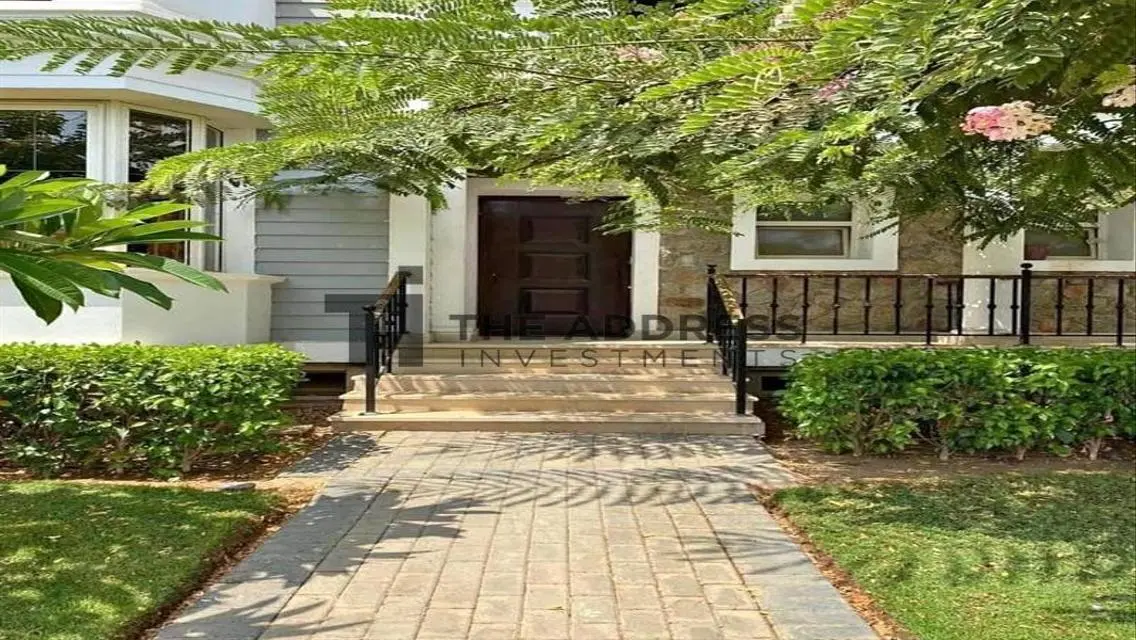 Townhouse 360sqm minutes to Madinty installment 8y