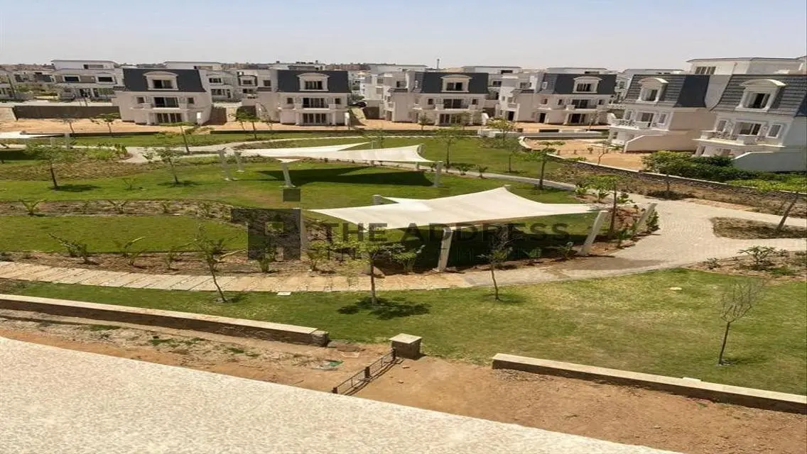 Townhouse 360sqm minutes to Madinty installment 8y