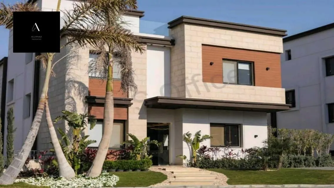 فيلا في اميز لوكيشن بسعر الطرح الاول في التجمع