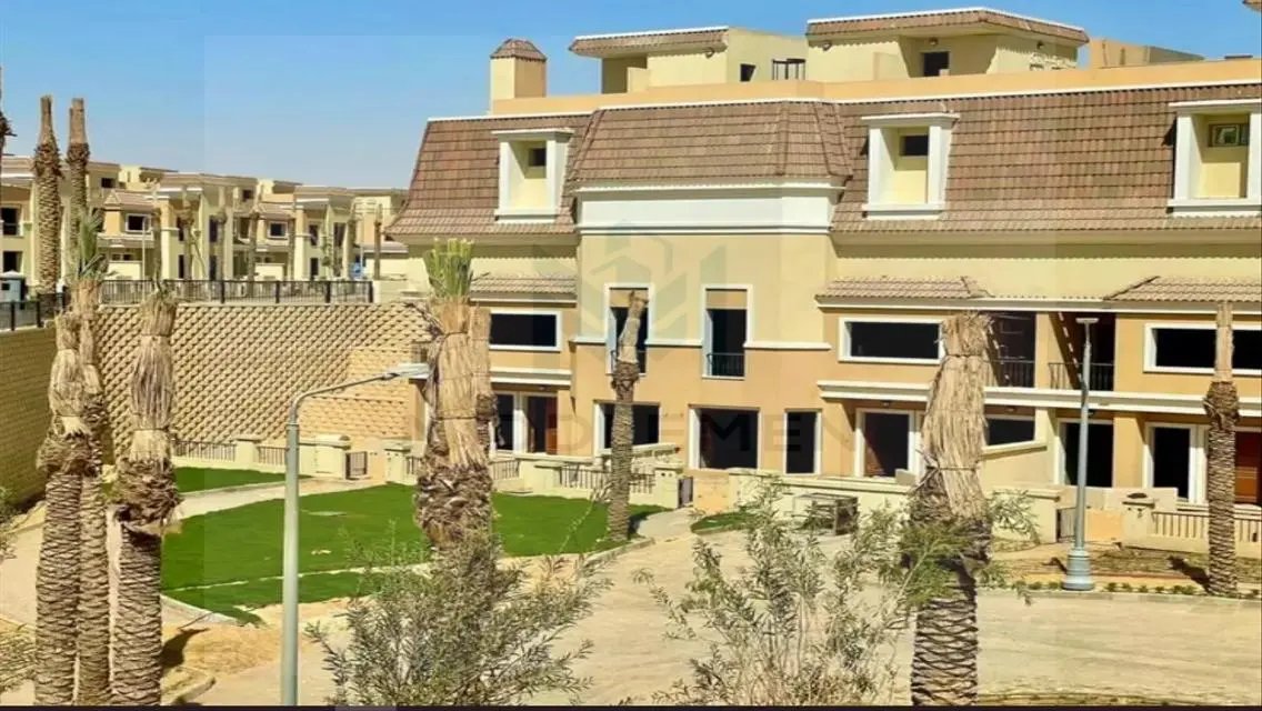 شقة فاخرة بمساحة 265 متر مربع للبيع