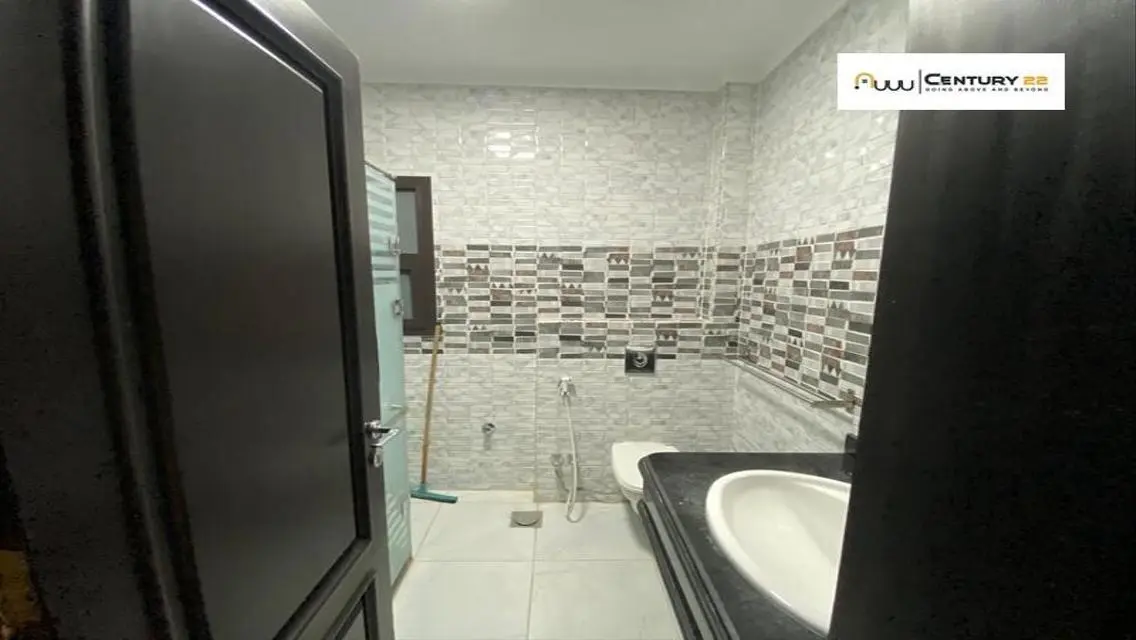 Apartment for rent in Eastown Compound with kitche