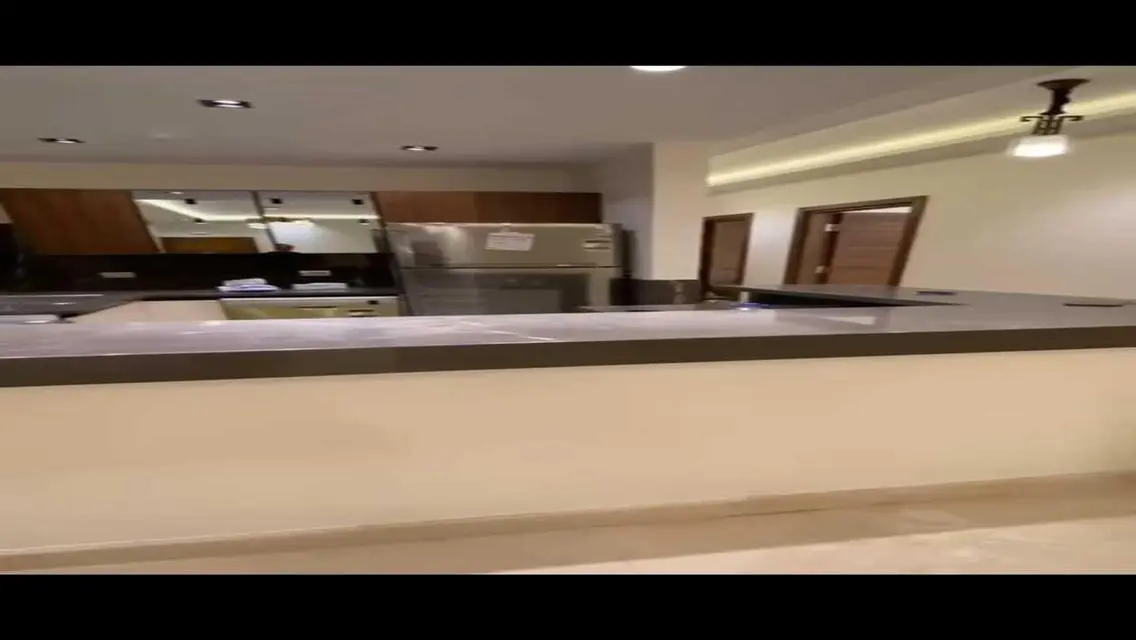 شقه للايجار بكمباوند الباتيو كازا
