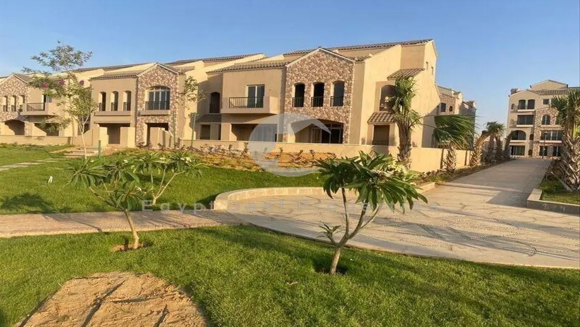 فيلا وان ستور متسطبه من اهلى صبور فى ات ايست