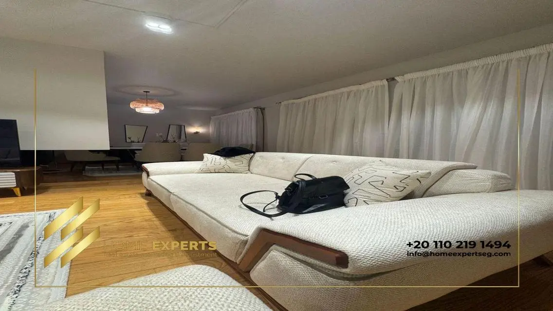 First use apart at Eastown | monthly or daily rent