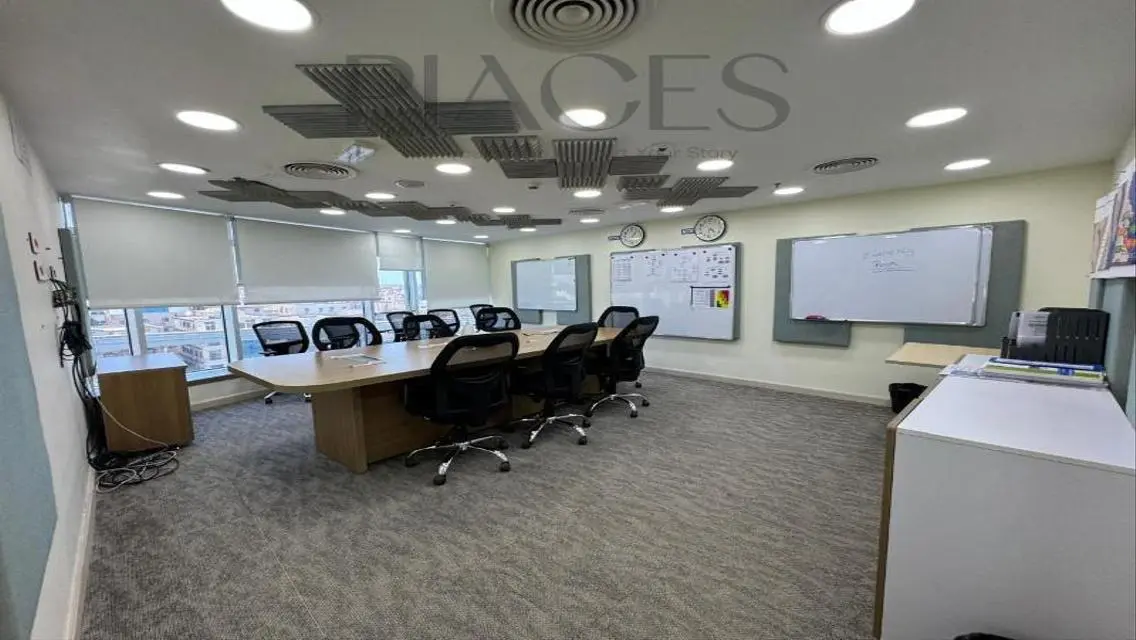 Admin space for rent 190m directly on 90th Street