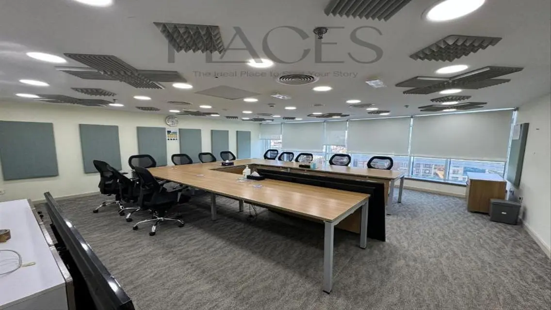 Admin space for rent 190m directly on 90th Street
