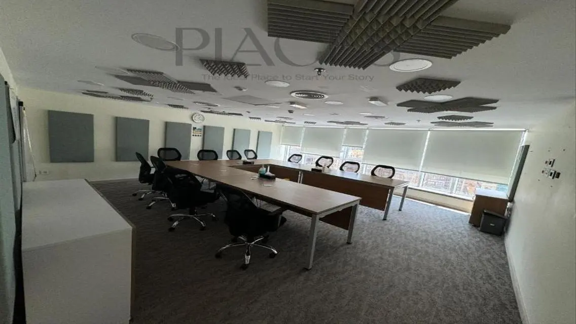 Admin space for rent 190m directly on 90th Street