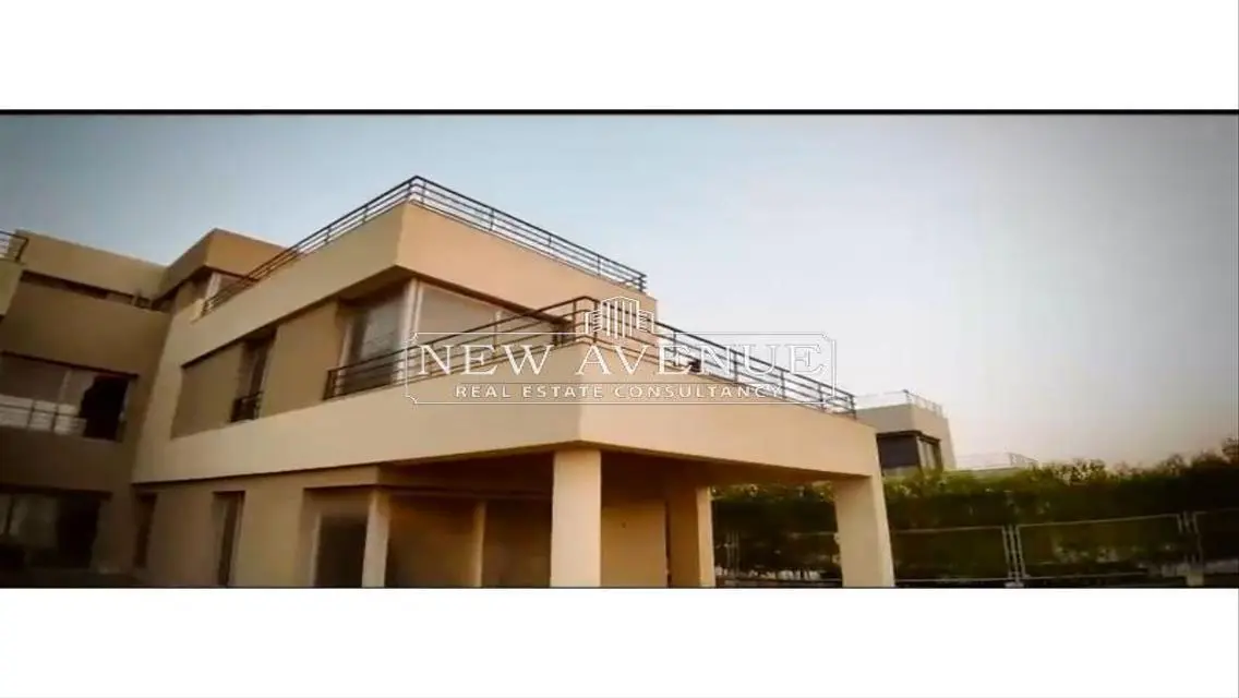 فيلا مستقلة - جاهزة للاستلام فيو على مساحات خضراء
