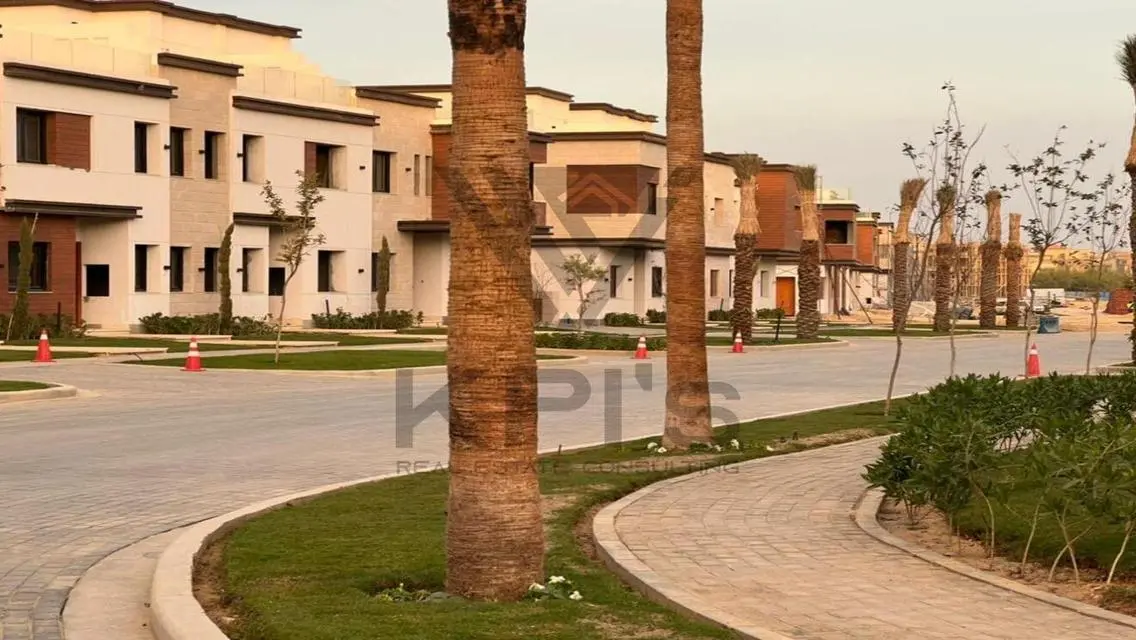 Twin house Prime View 4BR DP5% Over8Y In Azzar