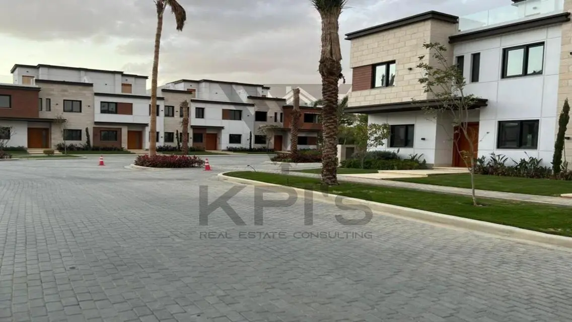 Twin house Prime View 4BR DP5% Over8Y In Azzar
