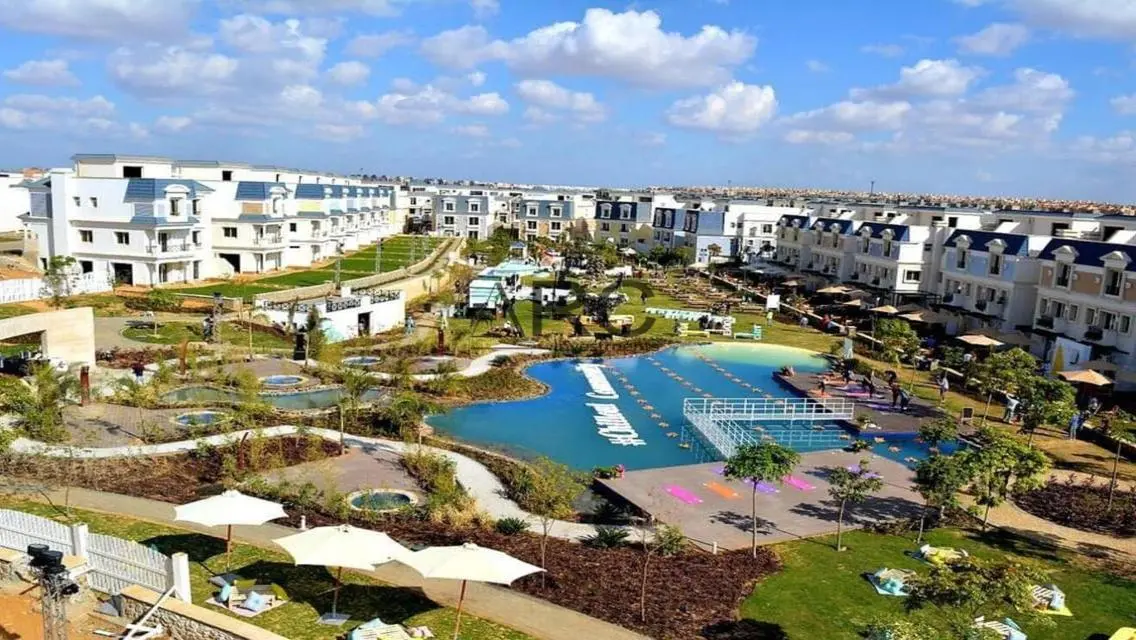 Under Market Price Twinhouse RTM View wide Park