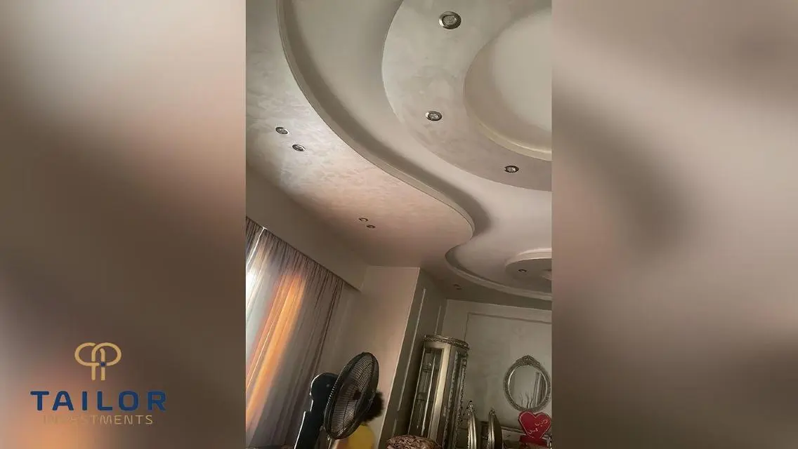 شقه للبيع ف البنفسج (١١) _ تشطيب ممتاز بجاردن مميز