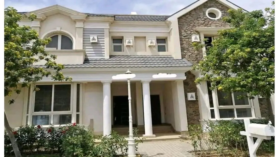 Luxury Villa for Sale with Private Pool and Garden