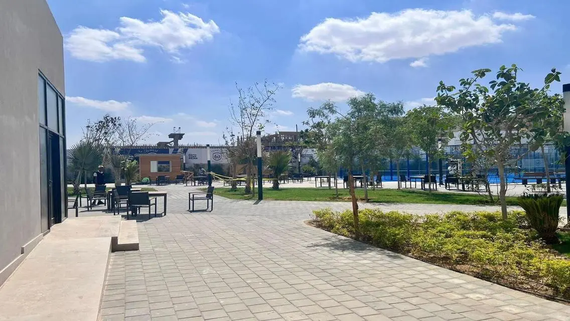 Resale finished apart early delivery 211 sqm.