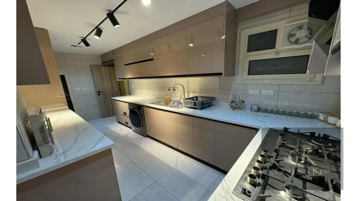 Super lux furnitured apartment in rehab city