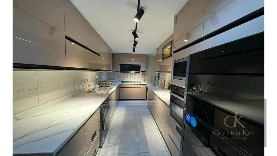 Super lux furnitured apartment in rehab city