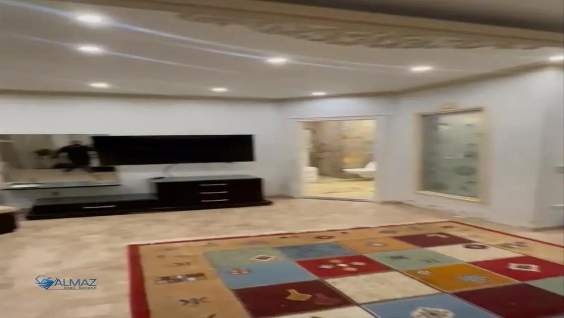 Luxury Apartment for Sale in E8613-D-7