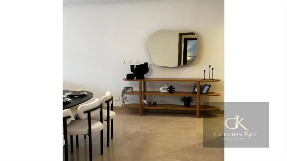 New Modern furnished Apartment 3BR in Rehab City .