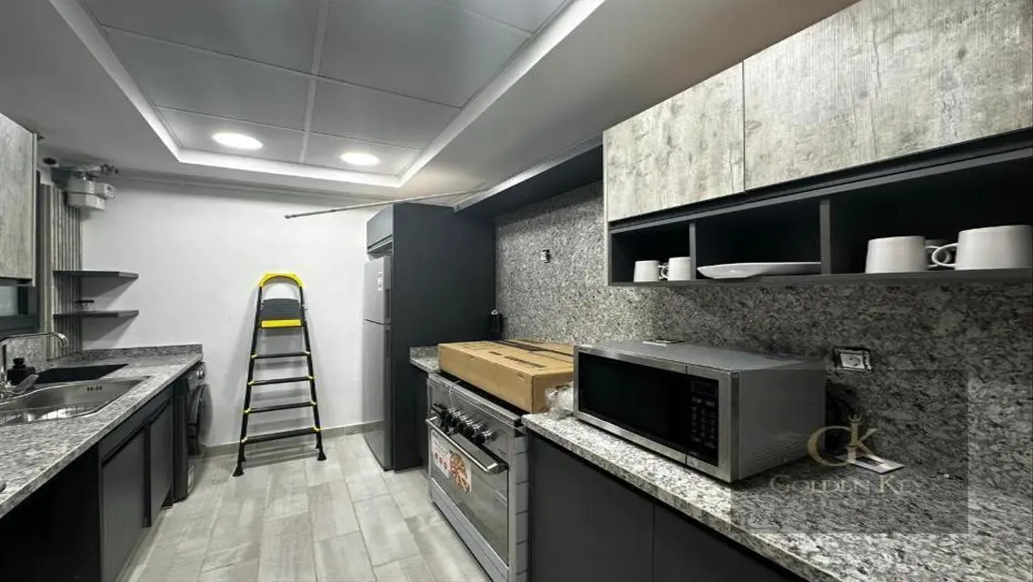 New Modern furnished Apartment 3BR in Rehab City .