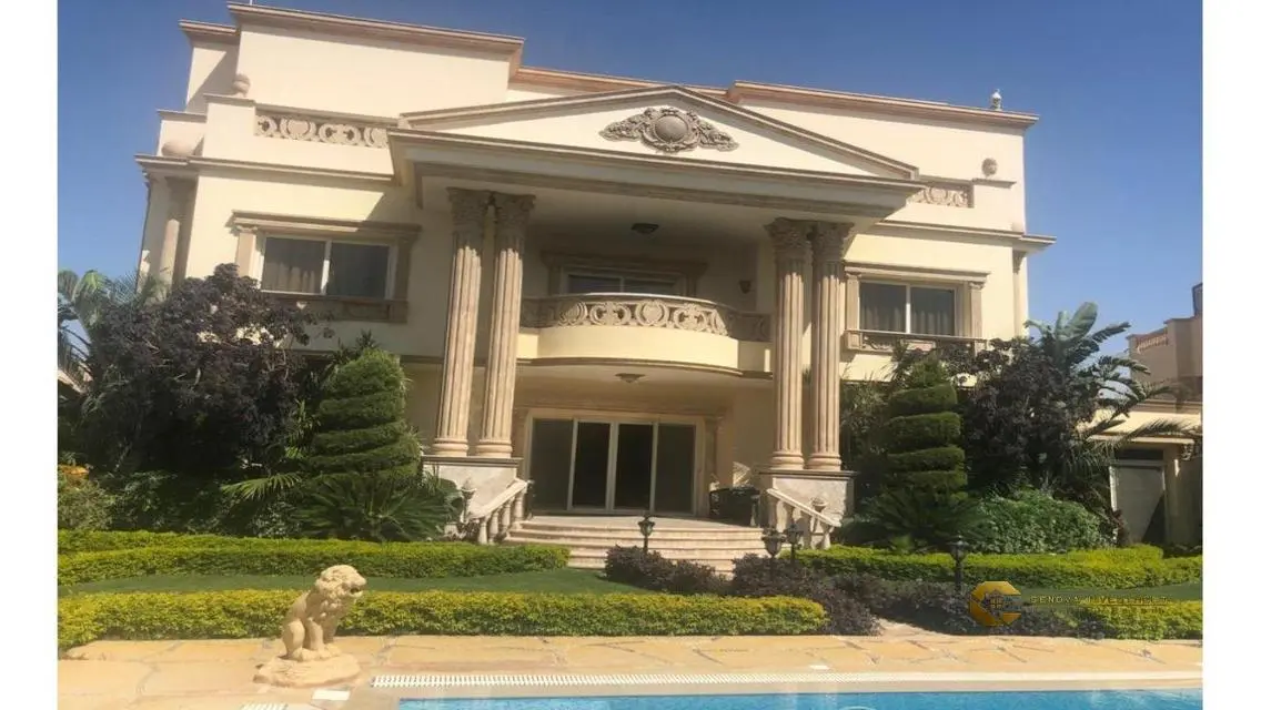 A palace for sale in Royal city