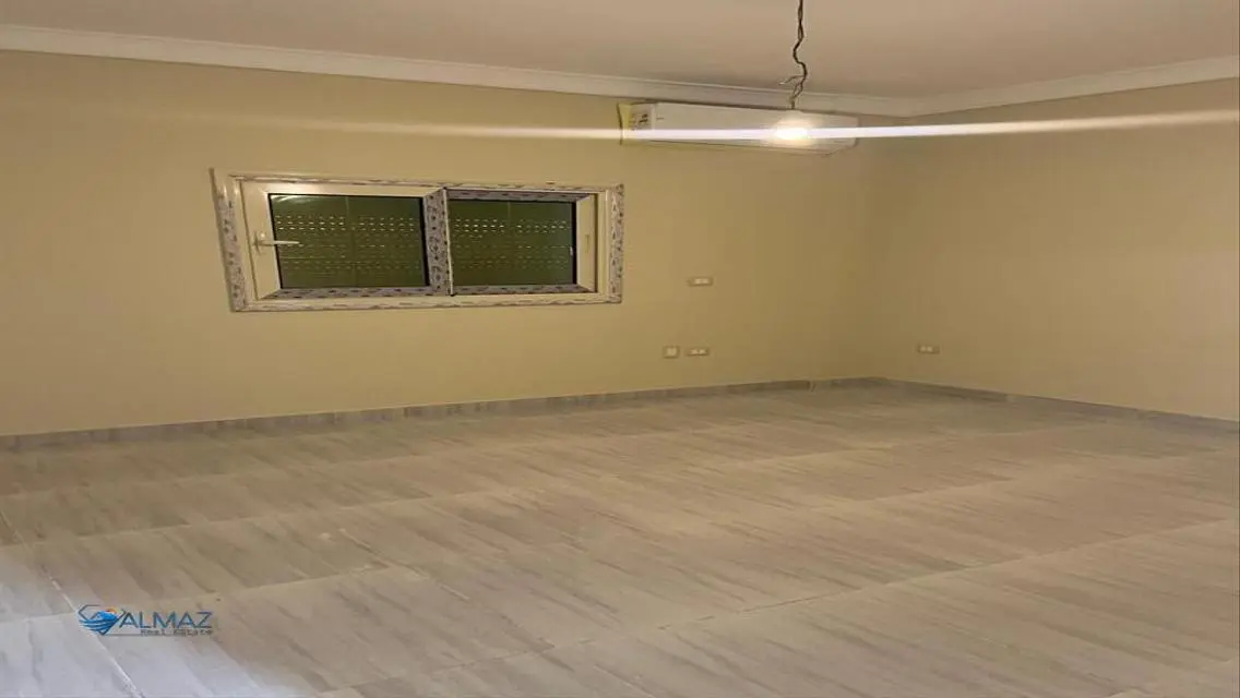 Apartment for ren the East Academy Villas