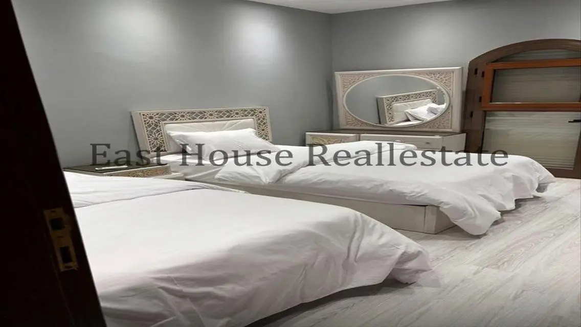 Twin house villa for rent furnished in Mivida