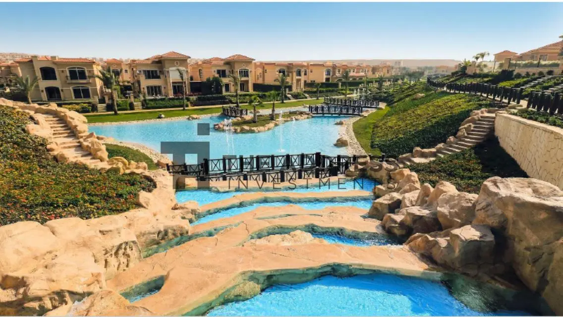 3BD aprt with private garden in Fifth Settlement!