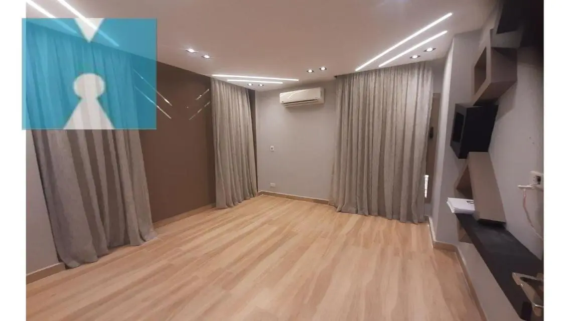 شقه اول سكن 171 متر ارضي بحديقه في اوبرا سيتي