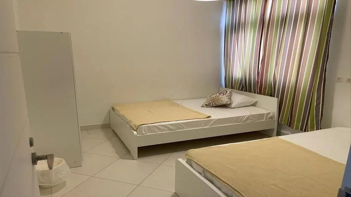 شاليه مفروش بالكامل للبيع فى مراسي الساحل الشمالي