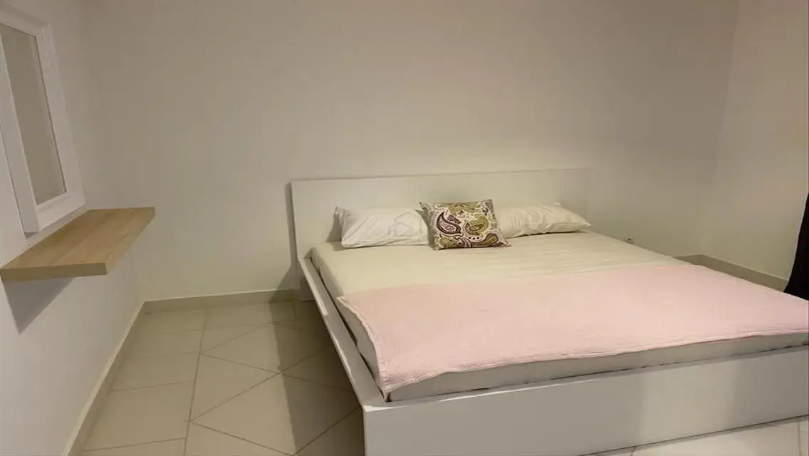 شاليه مفروش بالكامل للبيع فى مراسي الساحل الشمالي