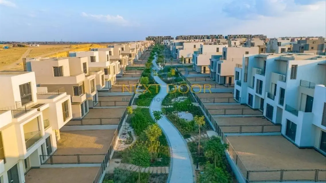 Apartment in Sodic East with Prime location