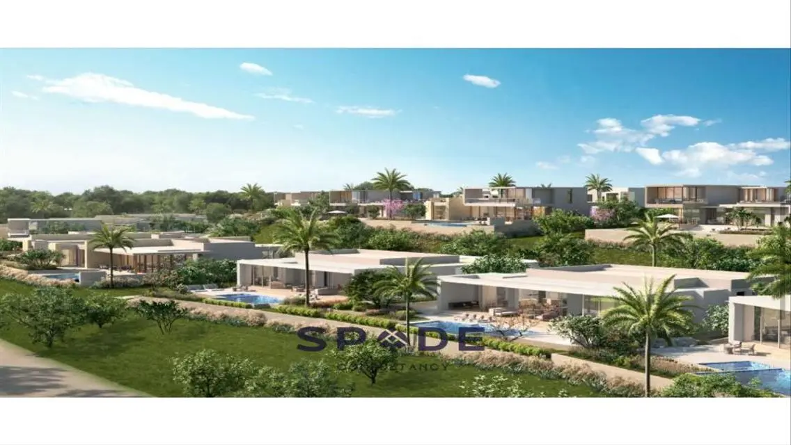 Golf villa very prime location overlooking golf