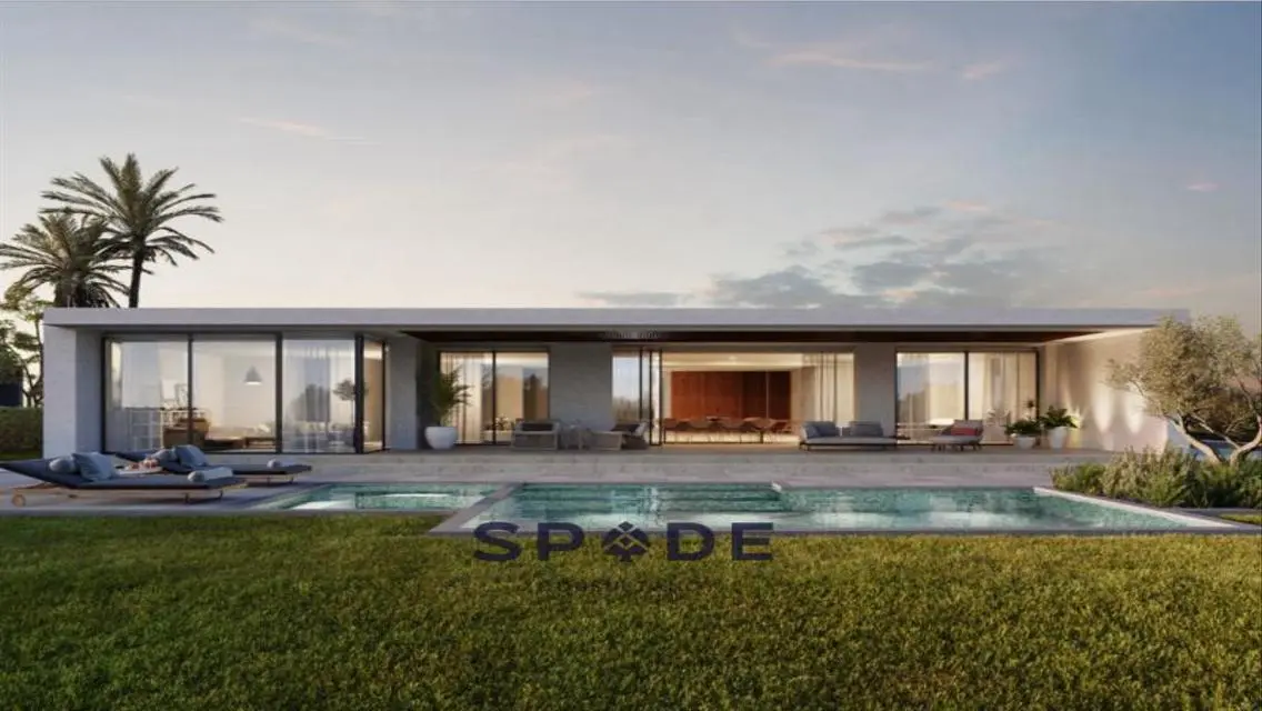 Golf villa very prime location overlooking golf