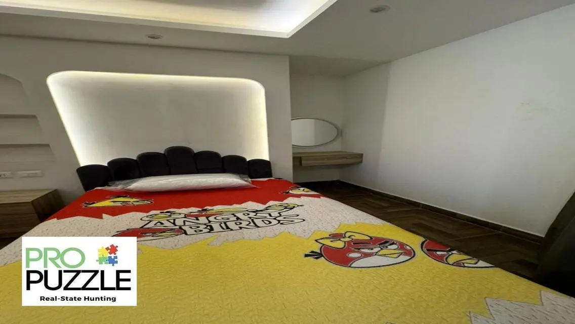 Apartment for Rent in The Square