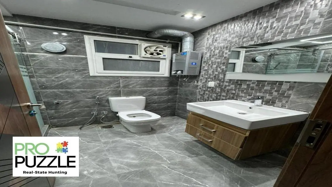 Apartment for Rent in The Square