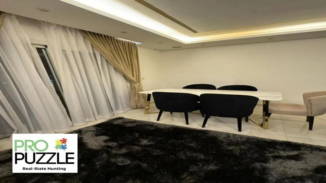 Apartment for Rent in The Square