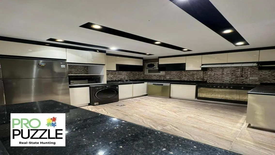 Apartment for Rent in The Square