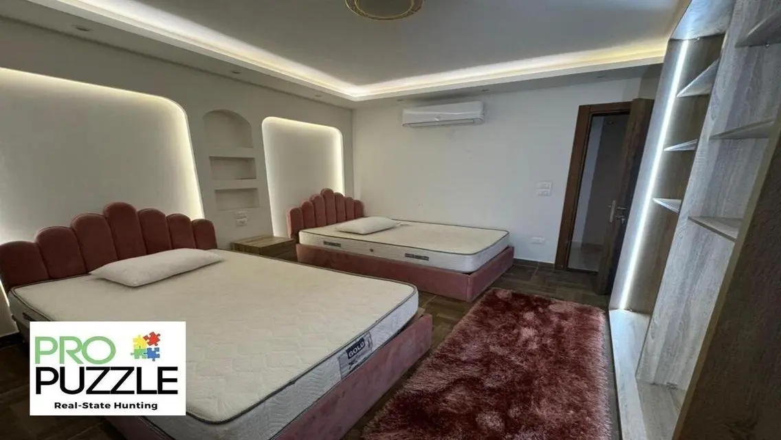 Apartment for Rent in The Square