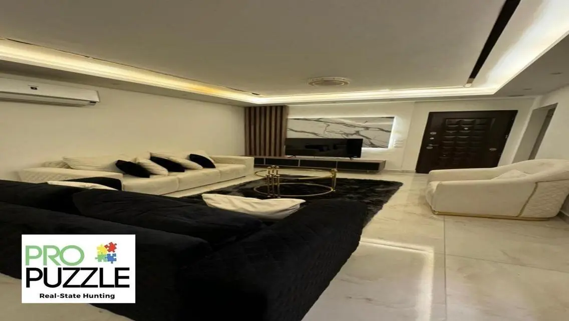 Apartment for Rent in The Square