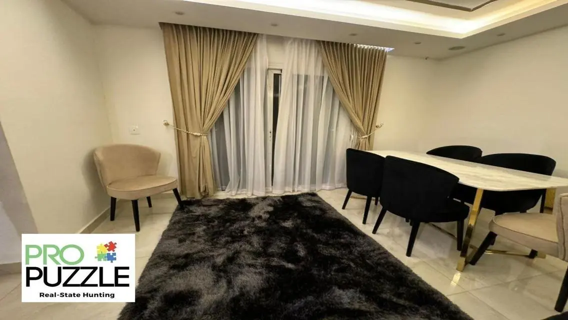 Apartment for Rent in The Square