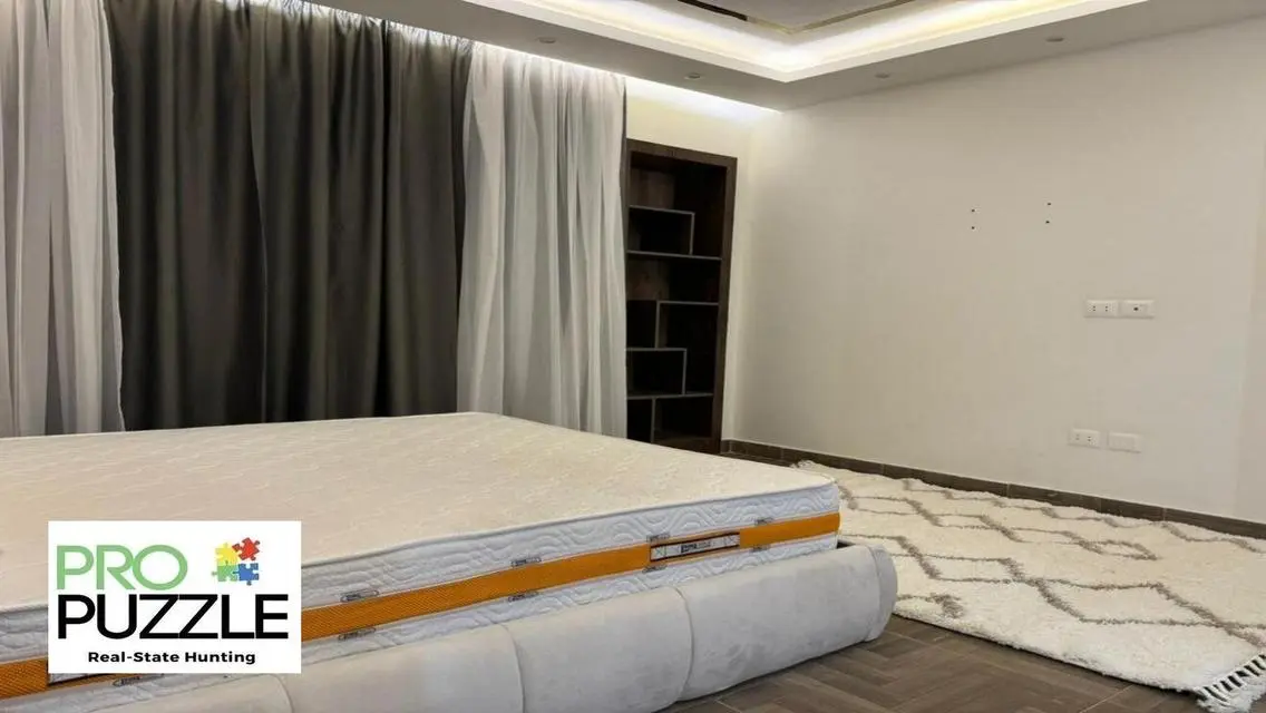Apartment for Rent in The Square