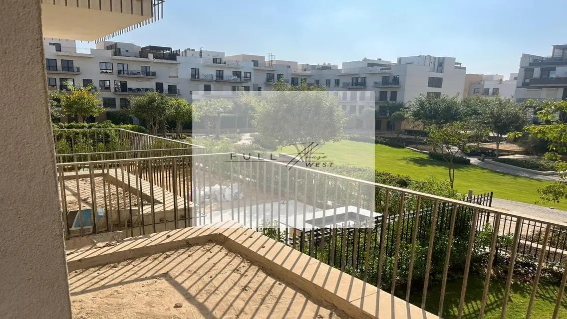 Apartment resale courtyard sodic semi finished