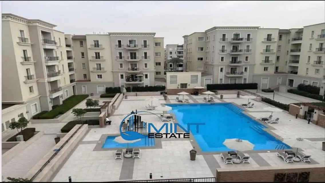 On Pool Apartment Prime Location In Mivida