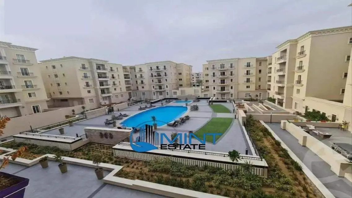 On Pool Apartment Prime Location In Mivida