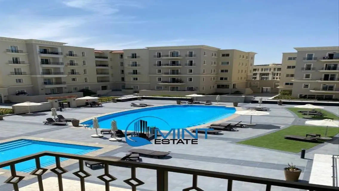 On Pool Apartment Prime Location In Mivida