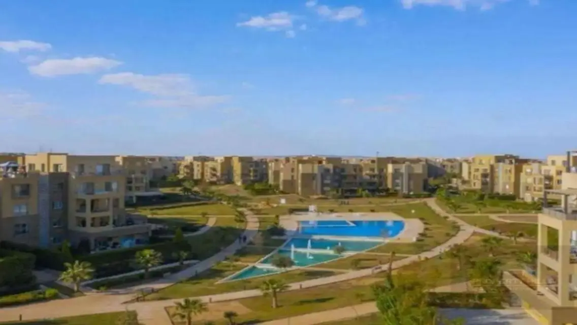 Luxury Apartment in Family-Friendly Towers