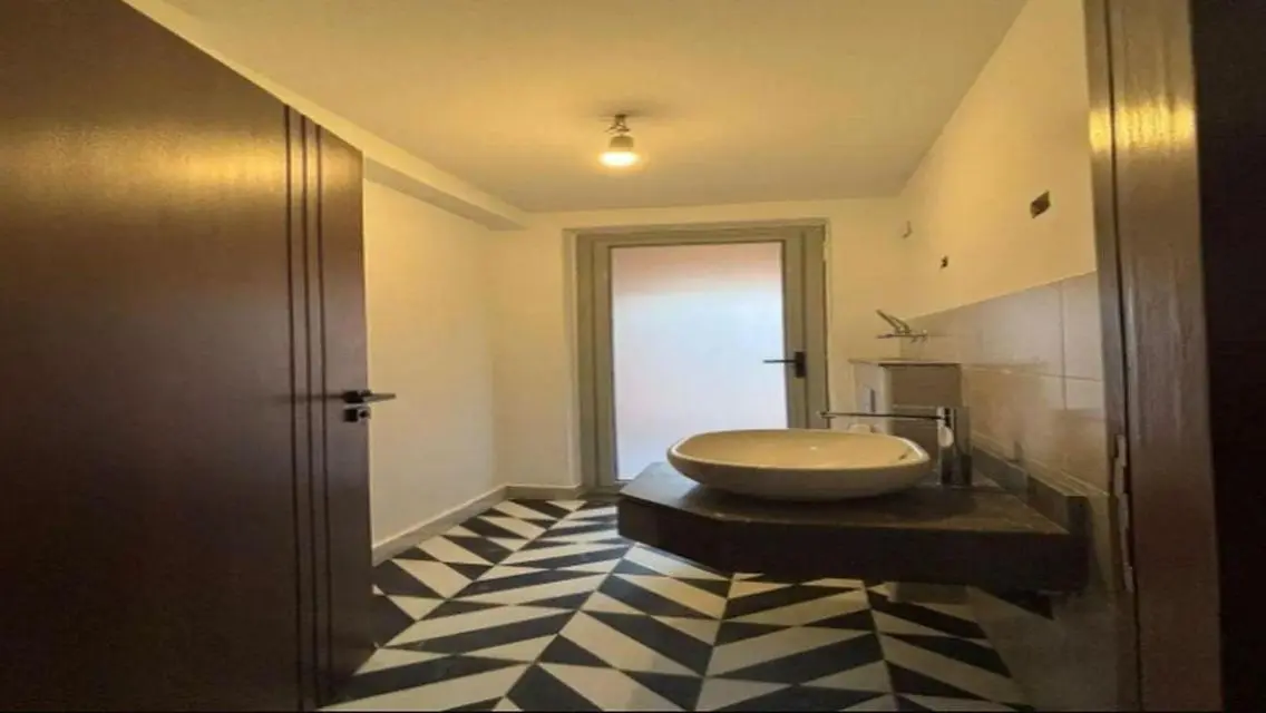Luxury Apartment in Family-Friendly Towers