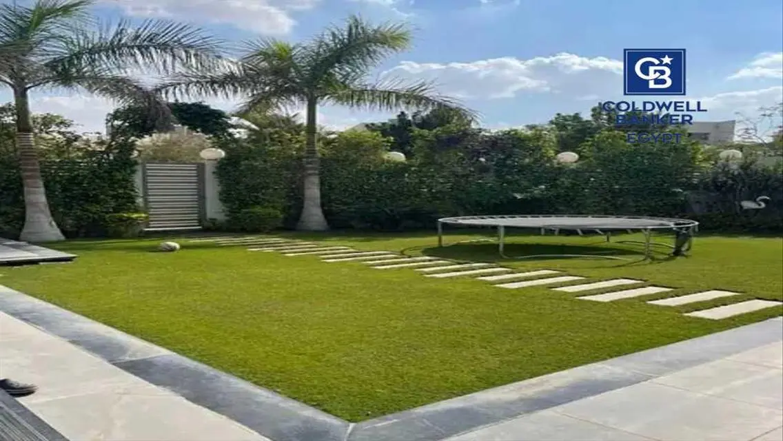 CORNER Twinhouse Villa in Hyde Park Sixth Settleme
