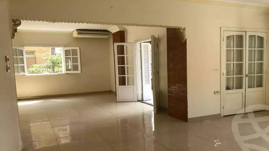 شقةمن أرقي واميز مواقع مصر الجديدة قريبةمن الخدمات
